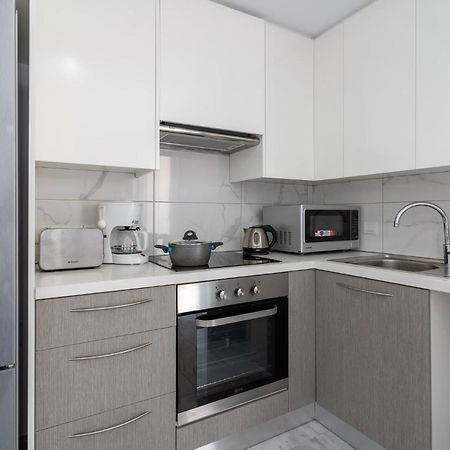 Oyster 1-Br Apt In Larnaca Luaran gambar