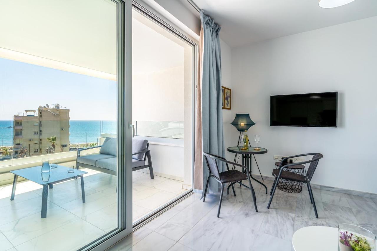 Oyster 1-Br Apt In Larnaca Luaran gambar