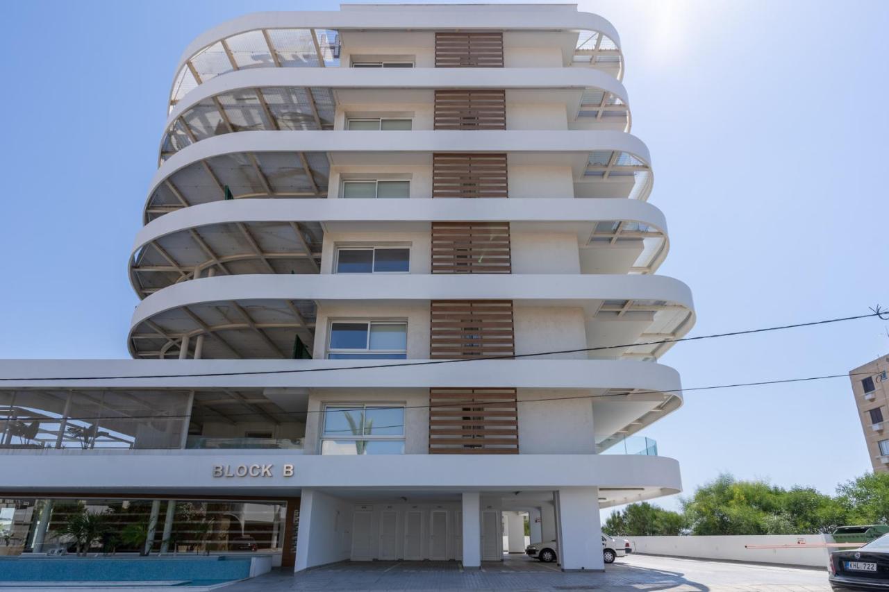 Oyster 1-Br Apt In Larnaca Luaran gambar
