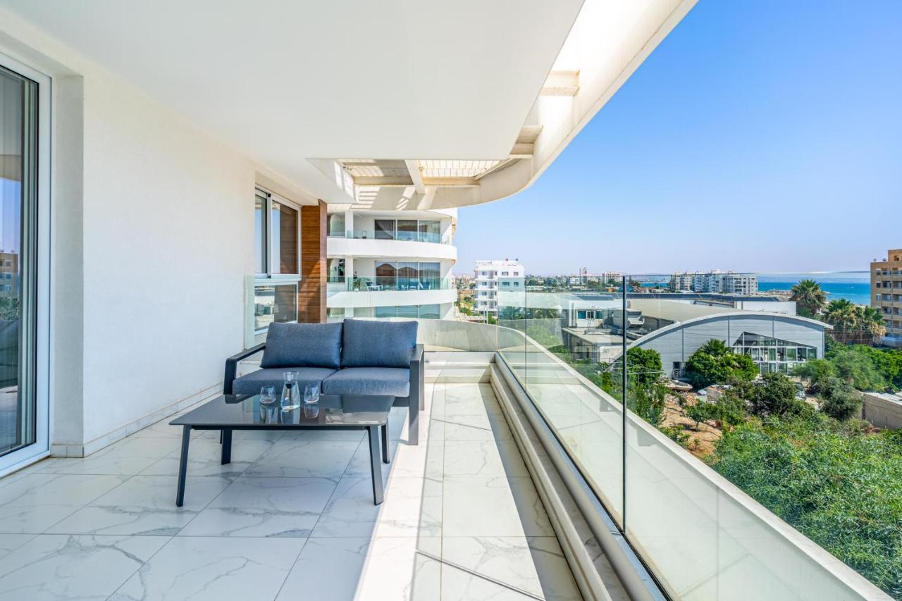 Oyster 1-Br Apt In Larnaca Luaran gambar