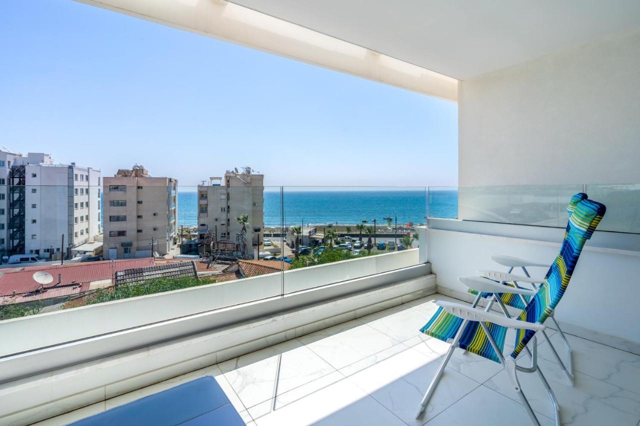 Oyster 1-Br Apt In Larnaca Luaran gambar